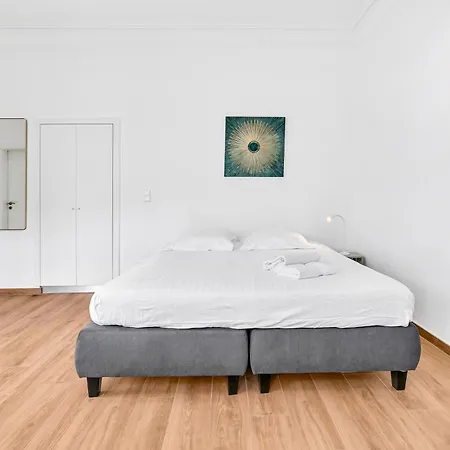 Apartman 4 - Near Place De Paris