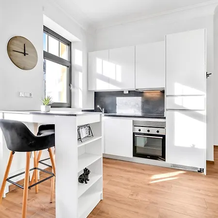 4 - Near Place De Paris * Luxemburg